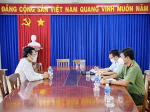 Thanh tra Sở Thông tin và Truyền thông làm việc với chủ sở hữu trang fanpage “Thổ địa Tây Ninh" 