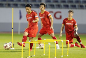 Khi AFF Cup không còn là "ao làng" 