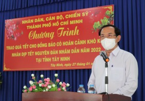 Bí thư Thành uỷ TP. Hồ Chí Minh đến thăm, chúc tết lãnh đạo tỉnh và tặng quà cho người dân Tây Ninh 