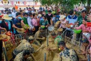 Bài 1: Đạo đức, nhân văn, hướng thiện 