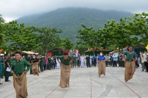 Bộ CHQS tỉnh: Hội trại giao lưu văn hóa, văn nghệ với các tôn giáo, dân tộc trên địa bàn tỉnh - Báo Tây Ninh Online