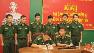 Bộ đội Biên phòng tỉnh: Bàn giao chức trách, nhiệm vụ Phó Chỉ huy trưởng - Báo Tây Ninh Online