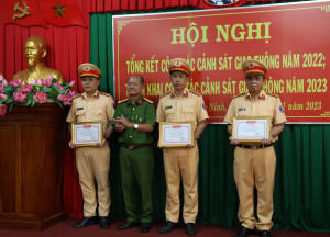 Năm 2022: Phòng CSGT Công an tỉnh được tặng Bằng khen của Thủ tướng Chính phủ - Báo Tây Ninh Online
