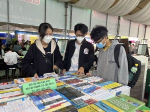 Ngày hội Sách và Văn hoá đọc tỉnh Tây Ninh: Thắp lên ngọn lửa tri thức trong cộng đồng - Báo Tây Ninh Online