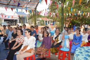 Lãnh đạo huyện Tân Châu: Chúc tết cổ truyền Chol Chnam Thmay đồng bào Khmer tại ấp Tân Châu - Báo Tây Ninh Online