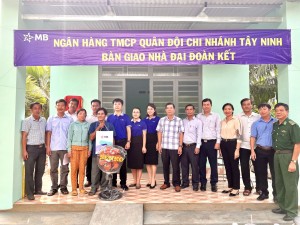 Châu Thành: Trao tặng 2 căn nhà đại đoàn kết - Báo Tây Ninh Online