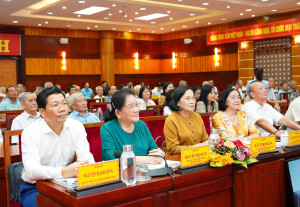 Các đồng chí nguyên lãnh đạo tỉnh góp ý dự thảo văn kiện Đại hội Đảng bộ tỉnh nhiệm kỳ 2025-2030