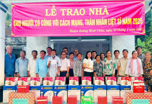 Huyện Dương Minh Châu: Trao tặng 11 căn nhà tình nghĩa cho người có công và thân nhân liệt sĩ