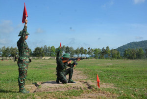 Thao trường nở hoa quyết thắng