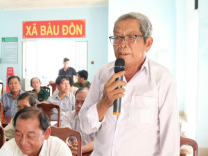Cử tri có ý kiến về các vấn đề giao thông, điện, phòng chống hàng giả, hàng kém chất lượng