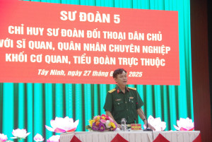 Chính uỷ Sư đoàn 5 đối thoại dân chủ với sĩ quan, quân nhân chuyên nghiệp