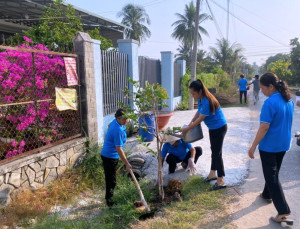 Hội Liên hiệp Phụ nữ tỉnh triển khai hiệu quả mô hình “Gia đình 5 có, 3 sạch” tại xã Trường Đông